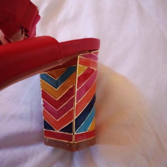 Party Shoes! Sassy red shoes with rainbow heel. I love Billy size 39 - Picture 7 of 8